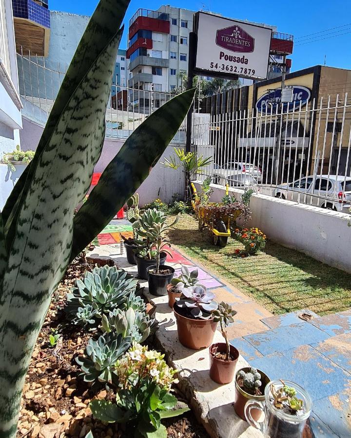 Hostel E Pousada Tiradentes 774 Passo Fundo Εξωτερικό φωτογραφία